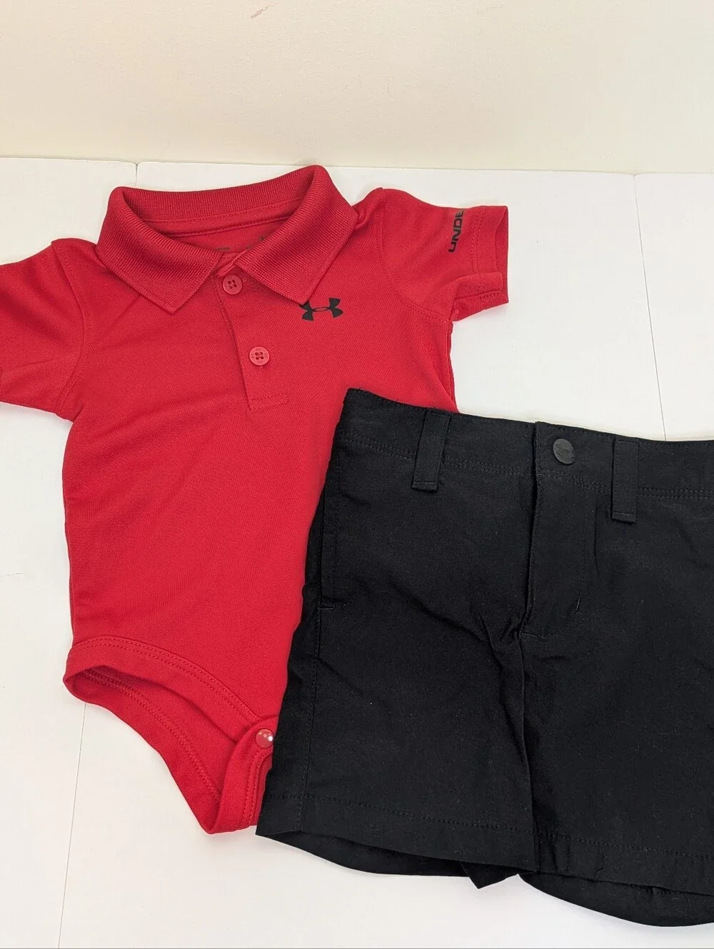 Under Armour Athletic Red Polo And Shorts 3-6m